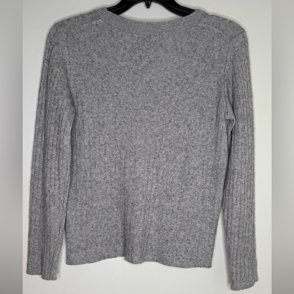 BANANA REPUBLIC SWEATER TOP - Picture 4 of 6